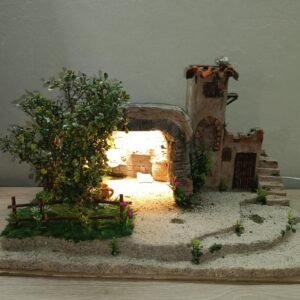 cueva con posada y toldo