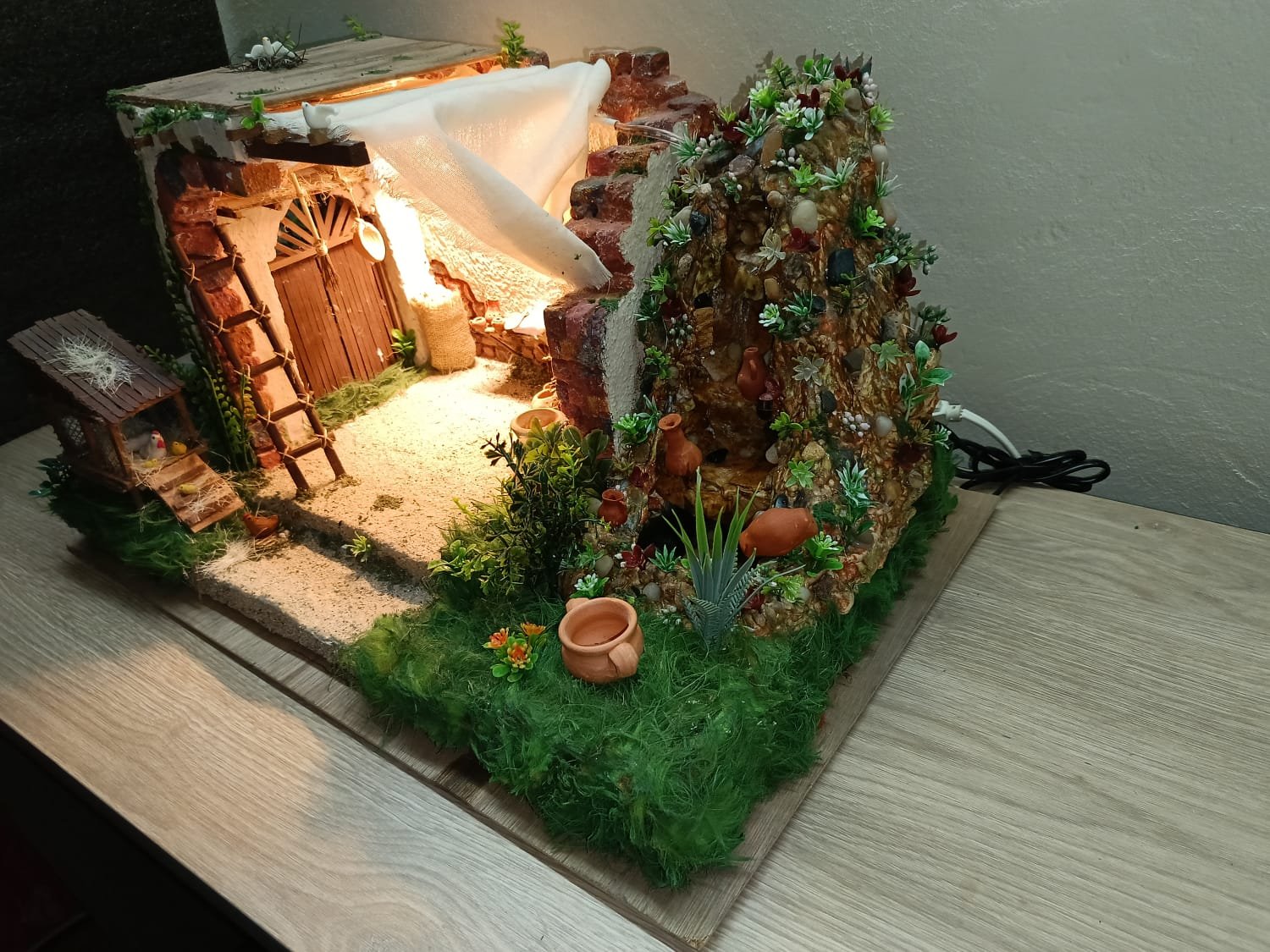 Portal Navideño con Fuente, Gallinero y Fogón de Leña - Image 3