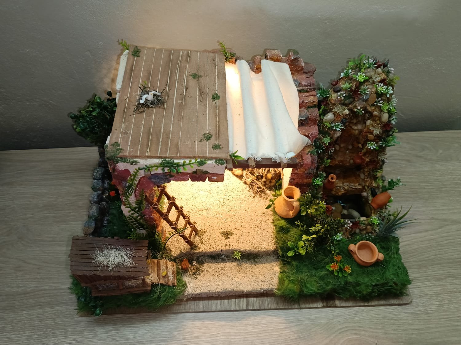 Portal Navideño con Fuente, Gallinero y Fogón de Leña - Image 2